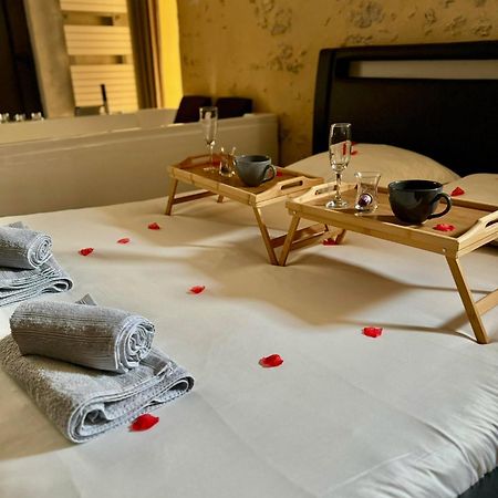Love Queen Spa Detente Blois Extérieur photo