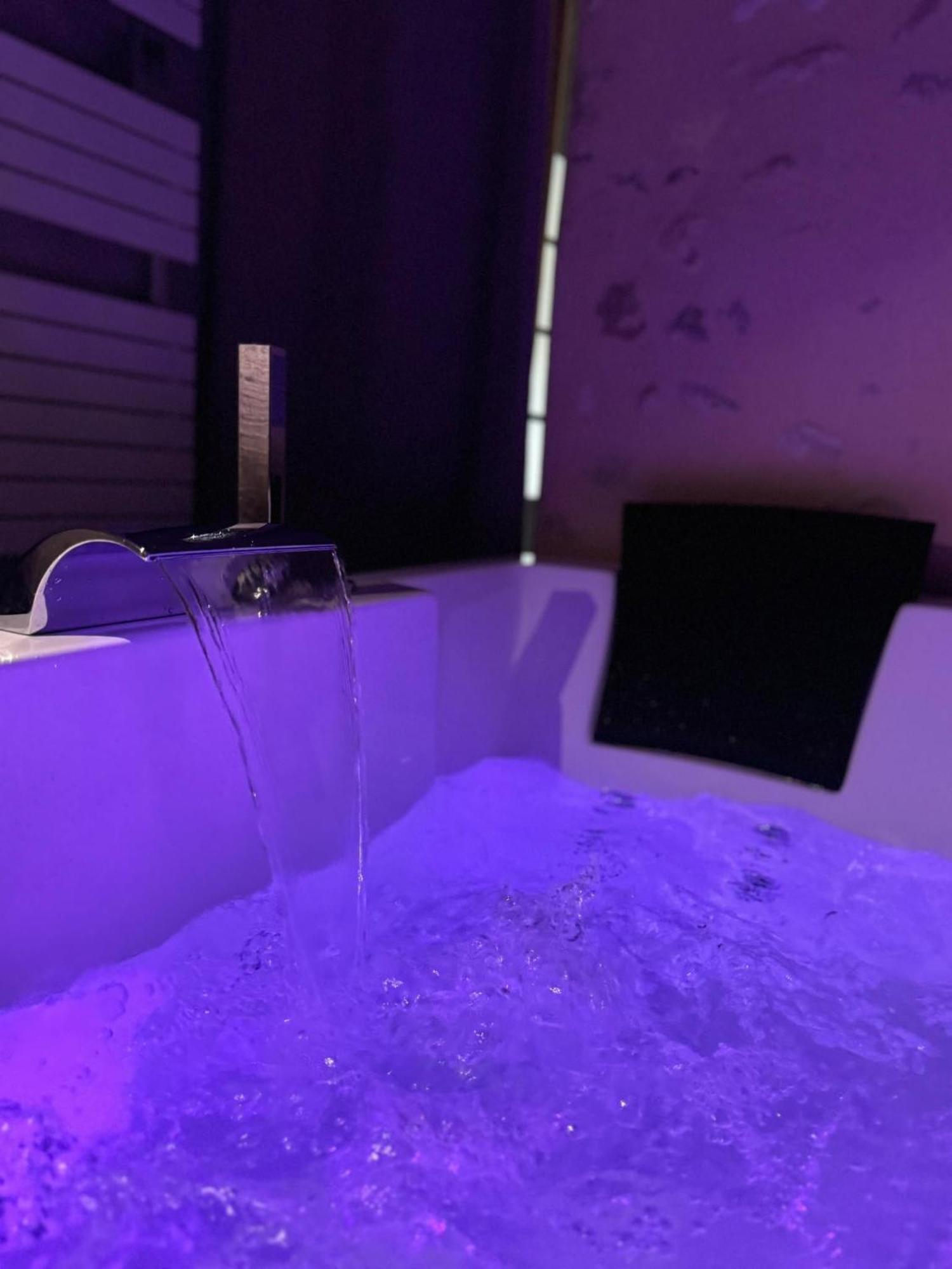 Love Queen Spa Detente Blois Extérieur photo