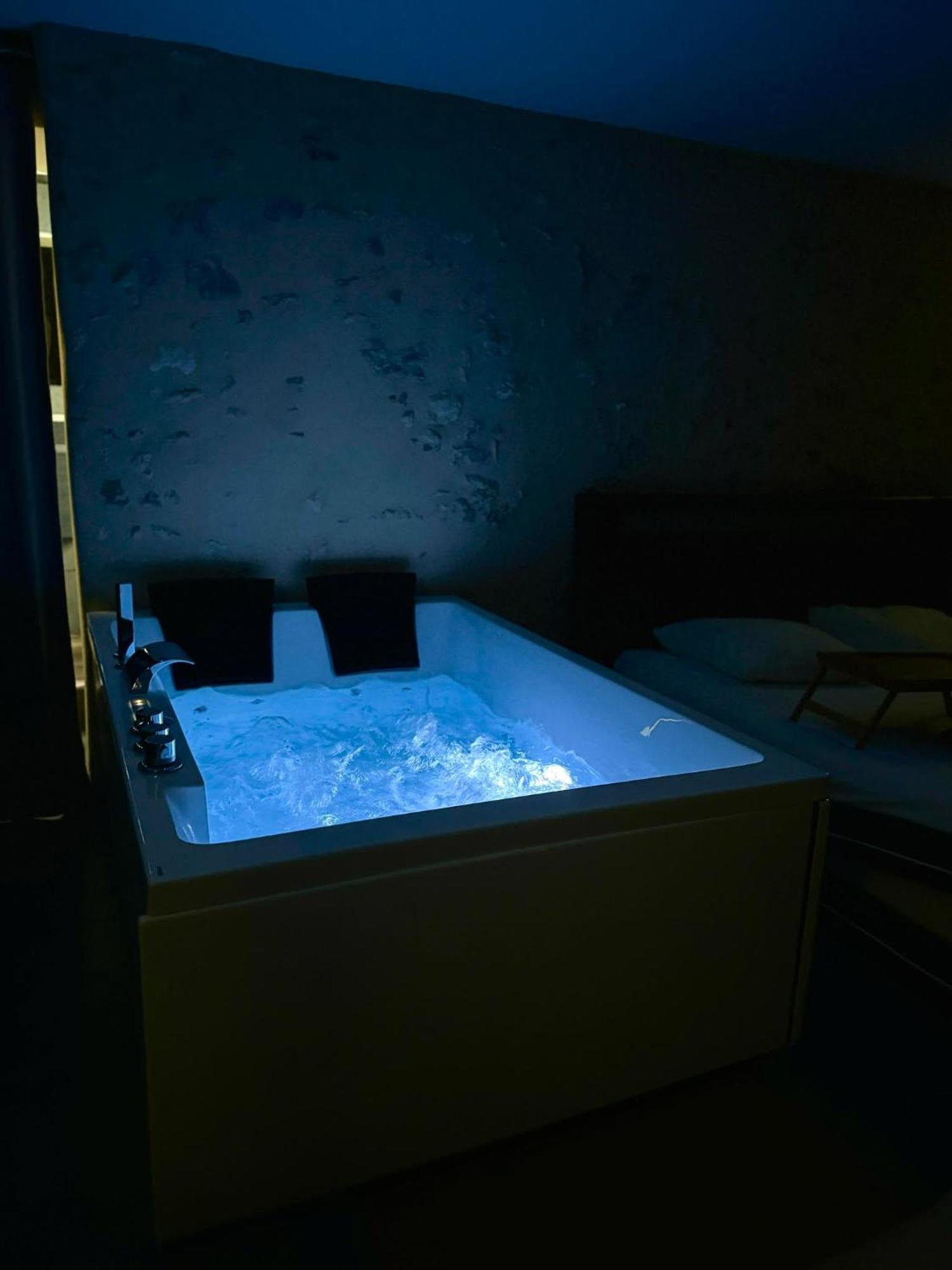 Love Queen Spa Detente Blois Extérieur photo